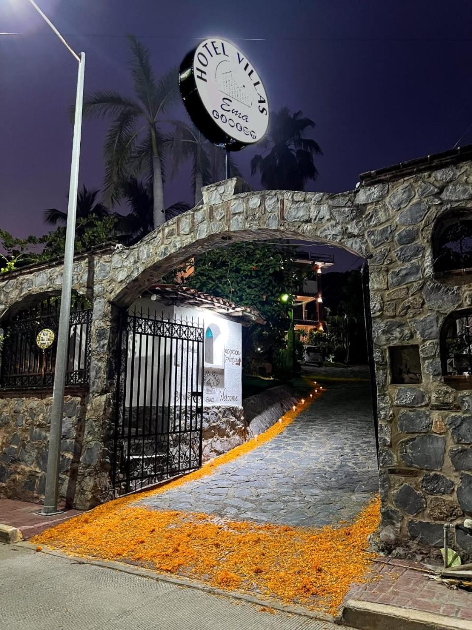 Hotel Villas Ema Zihuatanejo Luaran gambar