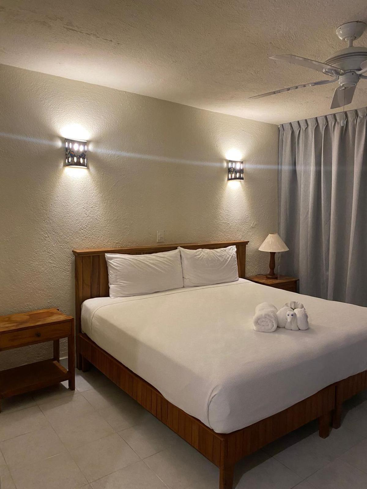 Hotel Villas Ema Zihuatanejo Luaran gambar