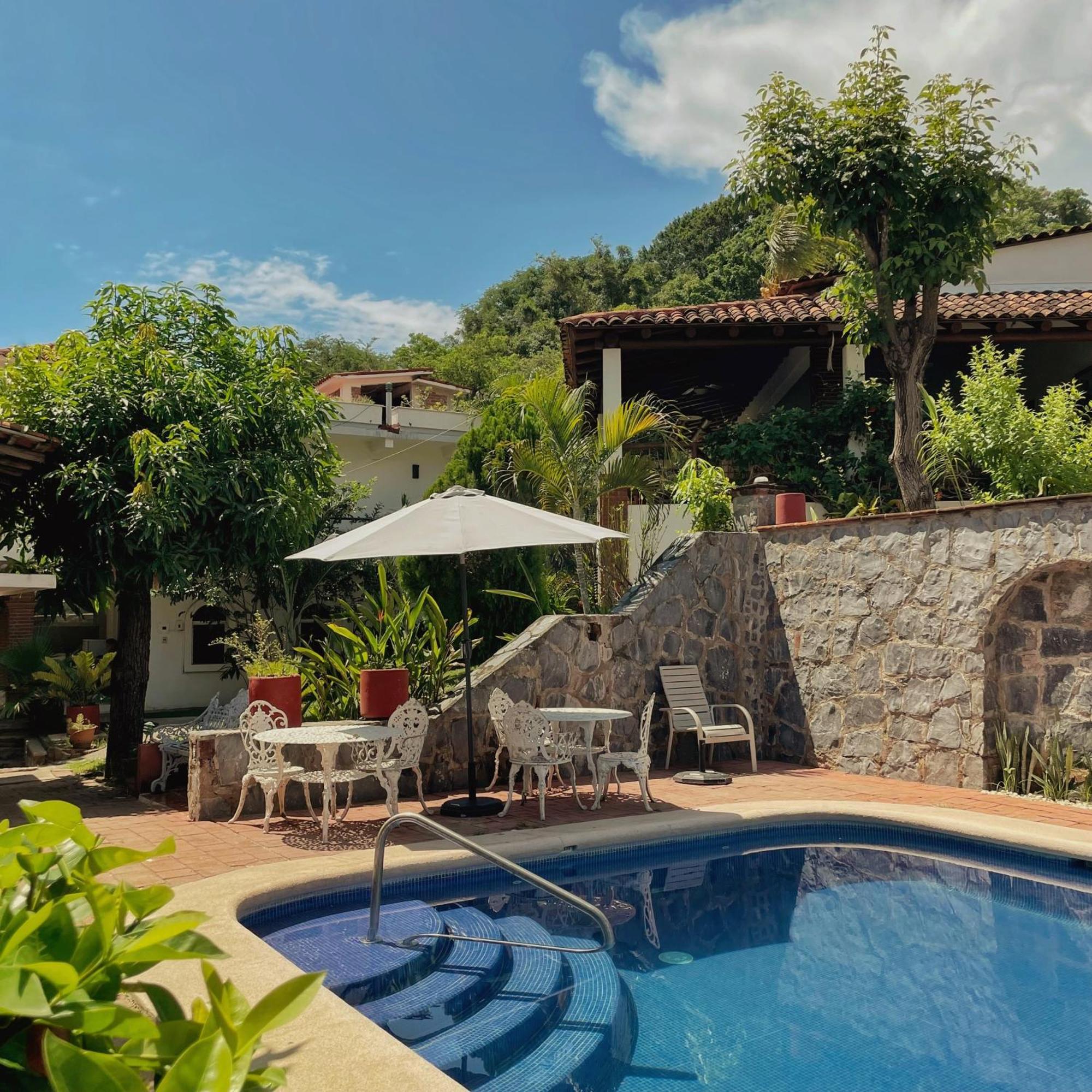 Hotel Villas Ema Zihuatanejo Luaran gambar