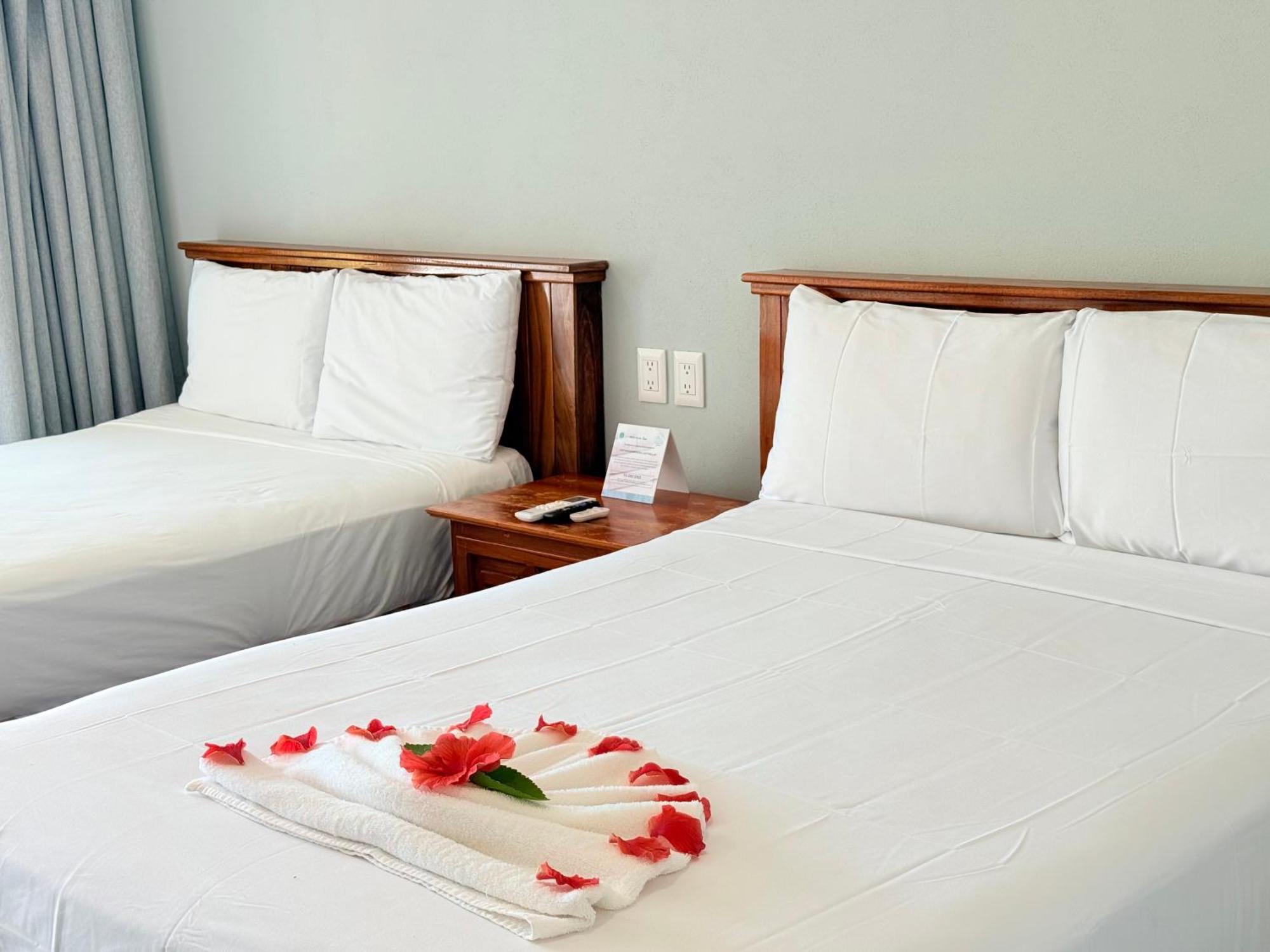 Hotel Villas Ema Zihuatanejo Luaran gambar