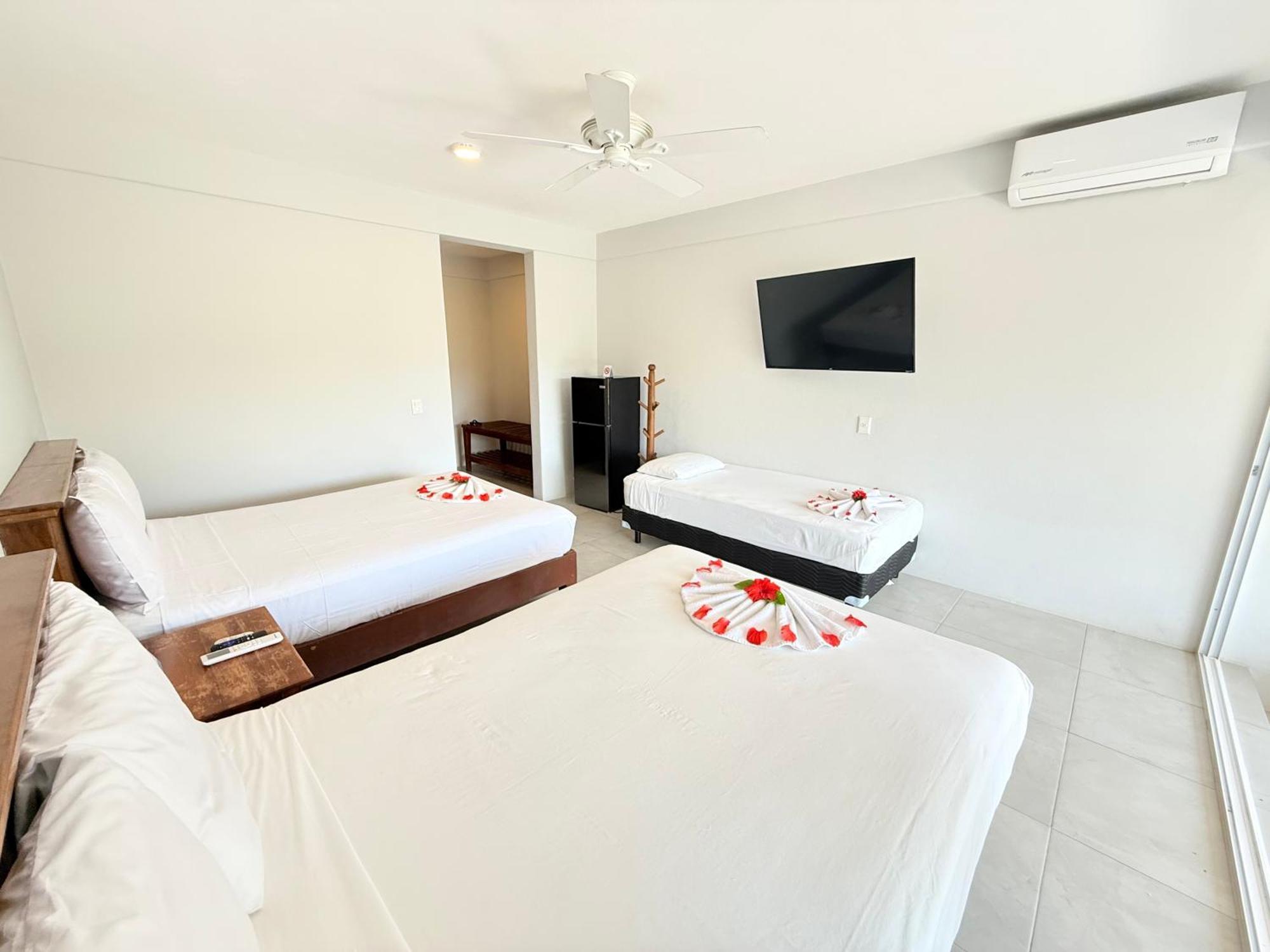Hotel Villas Ema Zihuatanejo Luaran gambar
