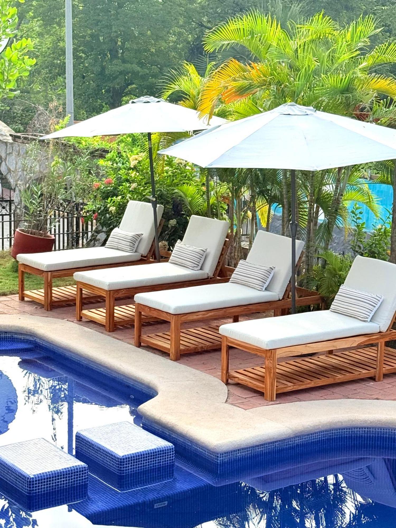 Hotel Villas Ema Zihuatanejo Luaran gambar